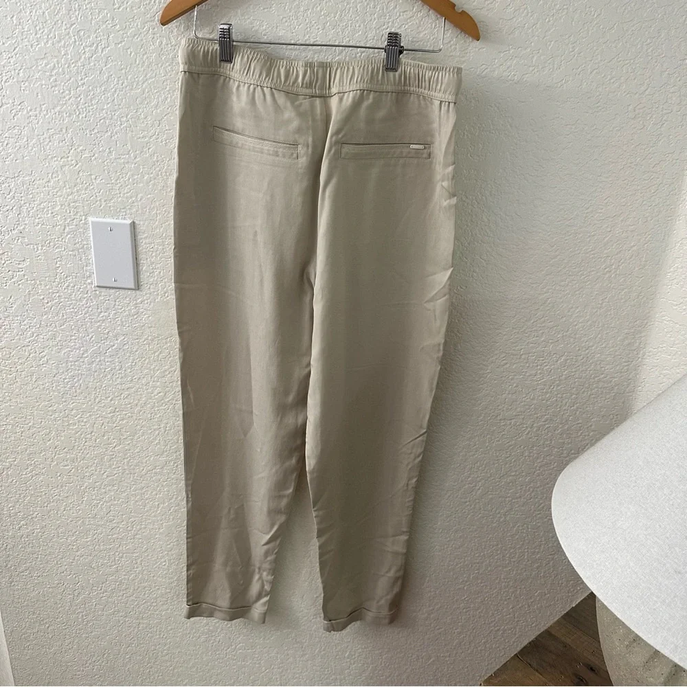 Cozy Earth Men’s Lived in Linen Cuffed Pant in Sand size Medium